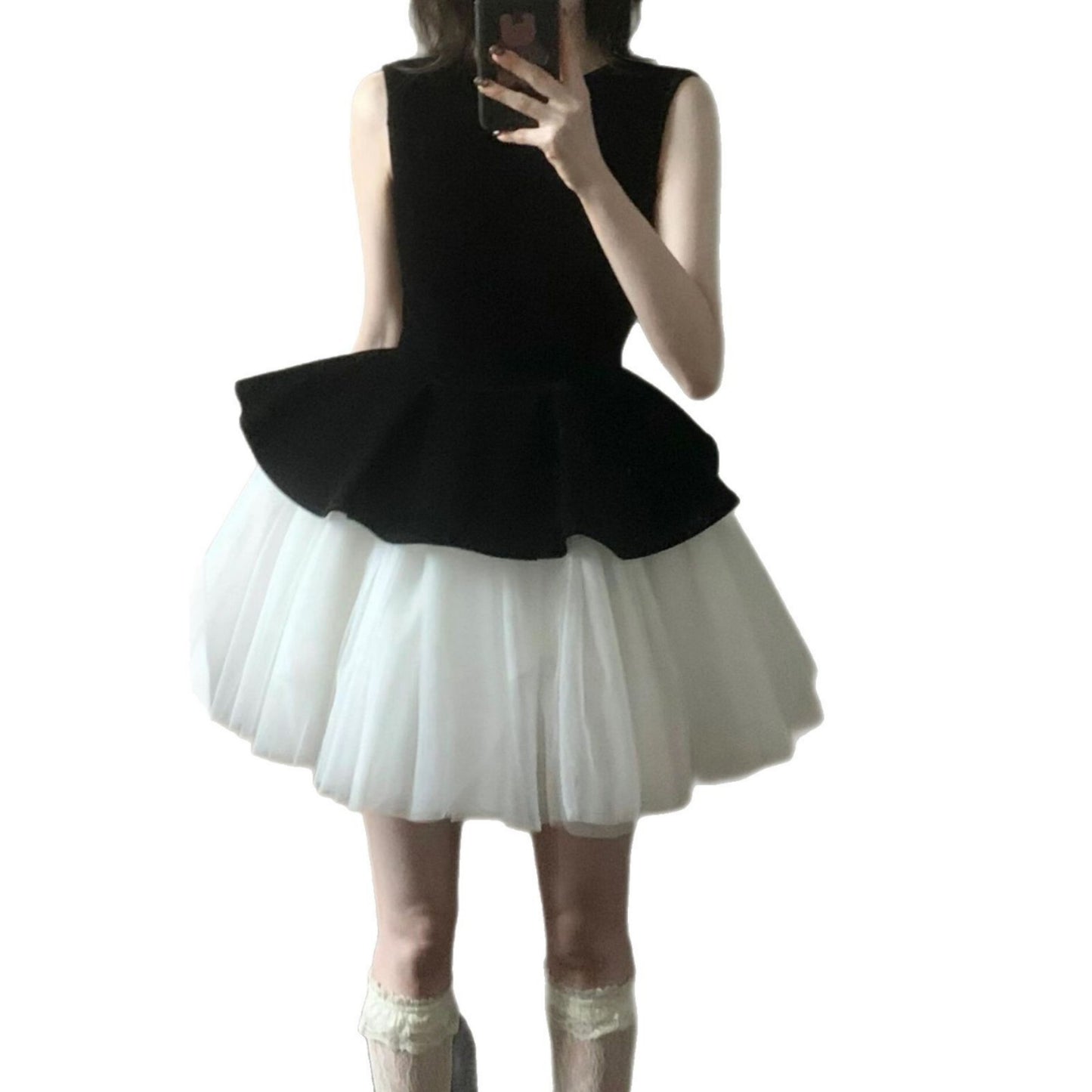 French Style Sleeveless Vest Mesh Stitching Ballet Style dress 2025 New Women's Velvet Princess Style Poncho Skirt