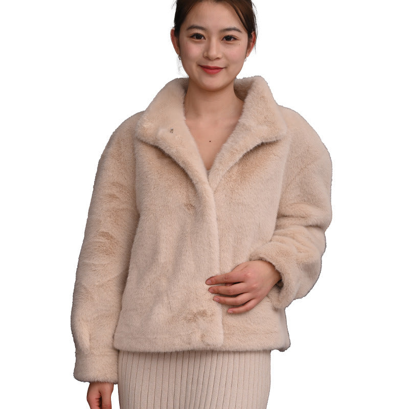 Mink-like plush winter women's short fur coat