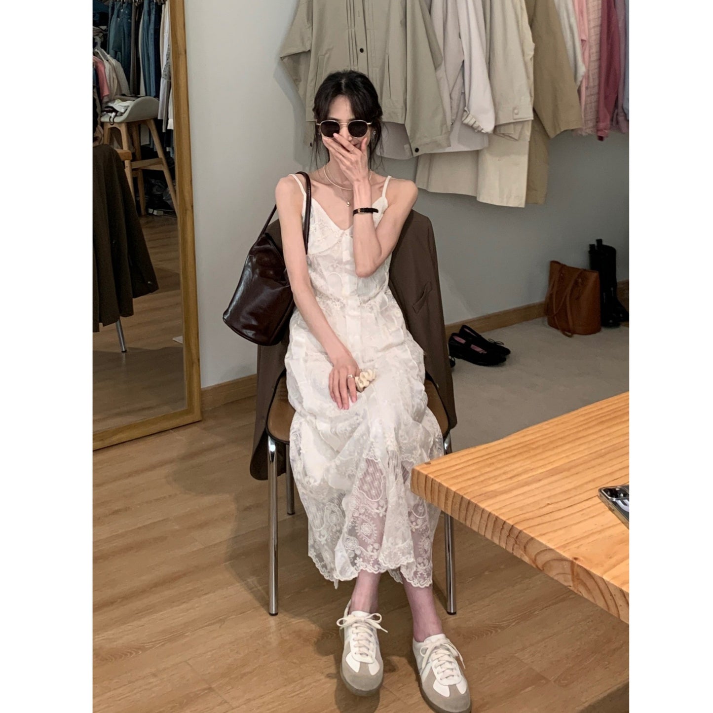 [Ruida] French Retro Lace Sling dress 2025 Spring and Summer Ruffled High Waist Slimming Midi Dress